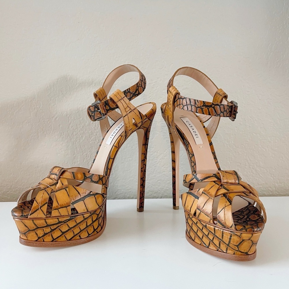 🎀HP🎀 Casadei Krokorok Flora In Golden Spice, 38